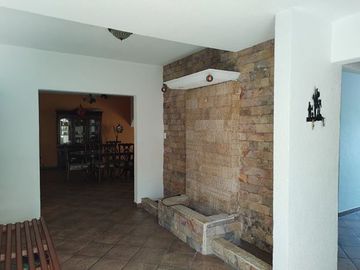 Casa Sola en Fraccionamiento Burgos Cuernavaca, Temixco, Morelos