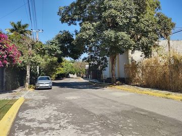Casa Sola en Fraccionamiento Burgos Cuernavaca, Temixco, Morelos