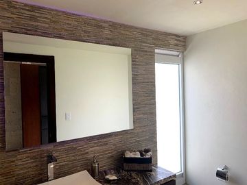 venta de Casa de Lujo con alberca y 4 recamaras en la cima, Angelopolis, Puebla