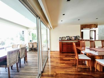 venta de Casa de Lujo con alberca y 4 recamaras en la cima, Angelopolis, Puebla