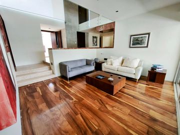 venta de Casa de Lujo con alberca y 4 recamaras en la cima, Angelopolis, Puebla