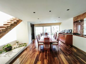 venta de Casa de Lujo con alberca y 4 recamaras en la cima, Angelopolis, Puebla