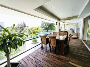 venta de Casa de Lujo con alberca y 4 recamaras en la cima, Angelopolis, Puebla