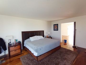venta de Casa de Lujo con alberca y 4 recamaras en la cima, Angelopolis, Puebla