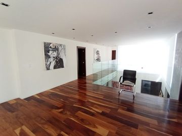 venta de Casa de Lujo con alberca y 4 recamaras en la cima, Angelopolis, Puebla