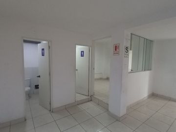 Oficinas en alquiler en Av. Los Héroes