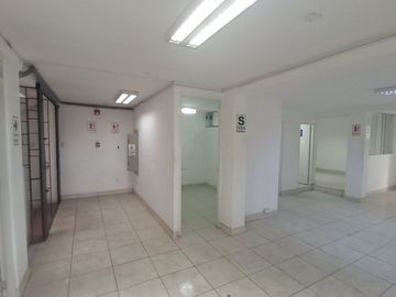 Oficinas en alquiler en Av. Los Héroes