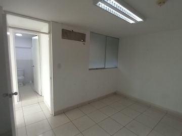 Oficinas en alquiler en Av. Los Héroes
