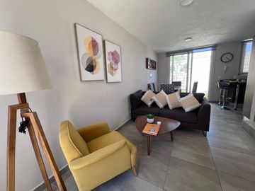 CASA EN FRACCIONAMIENTO LUCERO DEL VALLE ZAPOPAN