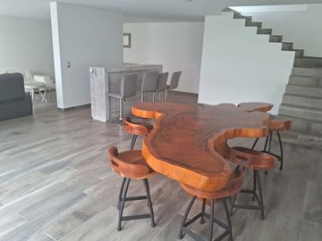 HERMOSA RESIDENCIA EN VENTA EN MILENIO