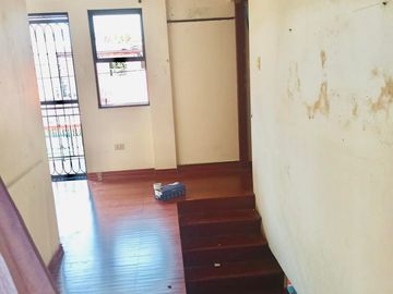 PRE-OWNED 192+ SQM. TWO-STOREY 3-BEDROOM HOUSE AND LOT IN BRGY. BUCANDALA, IMUS CITY, CAVITE NEAR CITYMALL ANABU - SM HYPERMARKET IMUS - ROBINSONS PLA