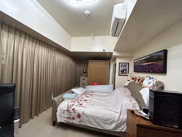 FOR SALE: Three (3) Bedroom Unit in Uptown Parksuites, BGC, Taguig