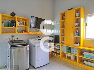 Casa en Venta en Cancun en Residencial Campestre con 6 Recamaras