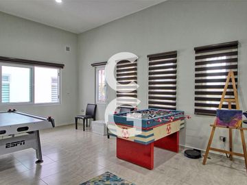 Casa en Venta en Cancun en Residencial Campestre con 6 Recamaras