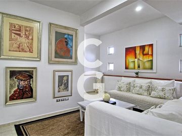 Casa en Venta en Cancun en Residencial Campestre con 6 Recamaras