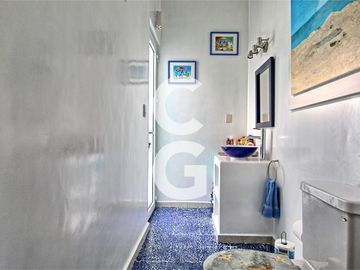 Casa en Venta en Cancun en Residencial Campestre con 6 Recamaras
