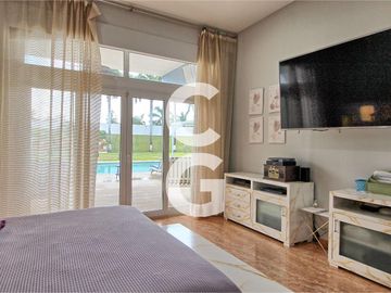 Casa en Venta en Cancun en Residencial Campestre con 6 Recamaras