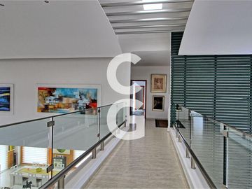 Casa en Venta en Cancun en Residencial Campestre con 6 Recamaras