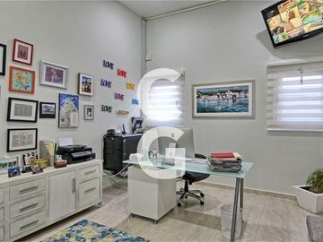 Casa en Venta en Cancun en Residencial Campestre con 6 Recamaras