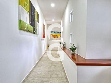Casa en Venta en Cancun en Residencial Campestre con 6 Recamaras