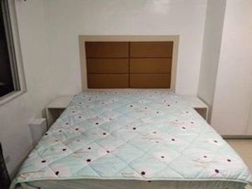 2 BR Furnished Condo in Victoria Tower, QC
