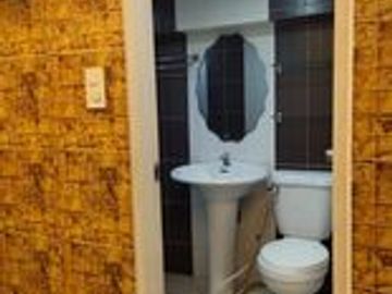 2 BR Furnished Condo in Victoria Tower, QC