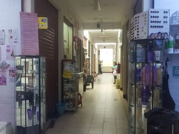 SE VENDE LOCAL EN CC TACNA - MAGDALENA