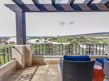 Penthouse con vista al mar, Jardin, campo de golf, Terraza y alberca, Pacific Ocean, Cabo San Lucas.