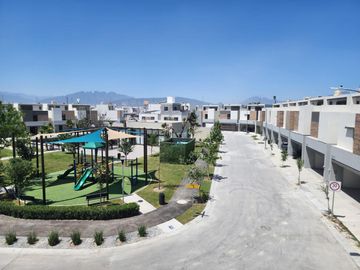 CASA EN VENTA EN APODACA, NUEVO LEÓN