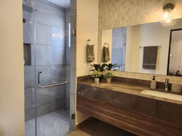 CASA EN VENTA EN APODACA, NUEVO LEÓN