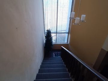 VENTA DE CASA, COLONIA RESIDENCIAS, Mexicali, Baja California A 3 MINUTOS DE LA UABC.
