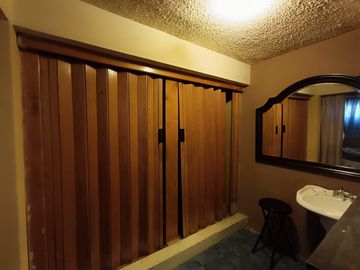 VENTA DE CASA, COLONIA RESIDENCIAS, Mexicali, Baja California A 3 MINUTOS DE LA UABC.