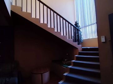 VENTA DE CASA, COLONIA RESIDENCIAS, Mexicali, Baja California A 3 MINUTOS DE LA UABC.