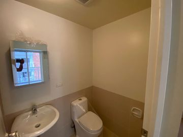 Allegra garden 1 bedroom condominium house Apartment uin pasig by DMCI near One Capitol Condominium Lumiere Residences Valle Verde Terraces Brixton Pl