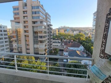 Espectacular departamento 2D,2B  con linda vista , sector Poniente