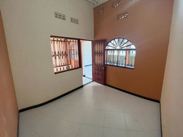 VENDO 0 PERMUTO BONITA, AMPLIA  Y CENTRAL CASA URBANA EN  CARMEN DE APICALA (TOLIMA)
