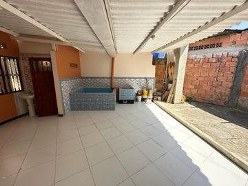 VENDO 0 PERMUTO BONITA, AMPLIA  Y CENTRAL CASA URBANA EN  CARMEN DE APICALA (TOLIMA)