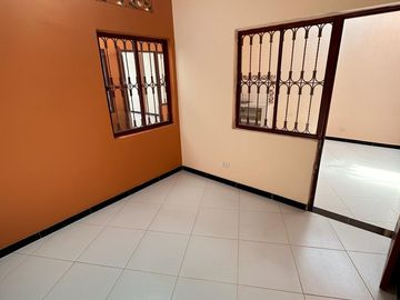 VENDO 0 PERMUTO BONITA, AMPLIA  Y CENTRAL CASA URBANA EN  CARMEN DE APICALA (TOLIMA)