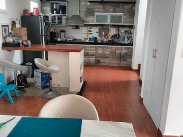 VENDO BELLA CASA EN BRISAS