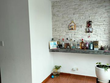 VENDO BELLA CASA EN BRISAS