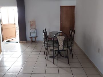 Venta casa  frente a la universidad tecnológica cerca del mercado de abastos