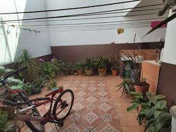Venta casa  frente a la universidad tecnológica cerca del mercado de abastos