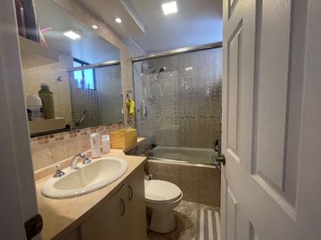 DEPARTAMENTO DE VENTA, SECTOR BATAN BAJO, CERCA QUICENTRO