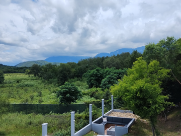 QUINTA EN VENTA EN FRACCIONAMIENTO PRIVADO VISTAENCINOS, MONTEMORELOS NL