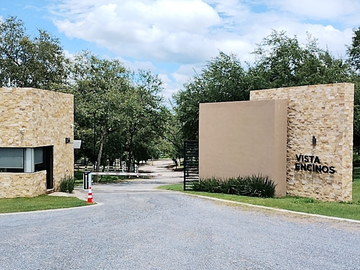QUINTA EN VENTA EN FRACCIONAMIENTO PRIVADO VISTAENCINOS, MONTEMORELOS NL