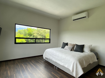 QUINTA EN VENTA EN FRACCIONAMIENTO PRIVADO VISTAENCINOS, MONTEMORELOS NL