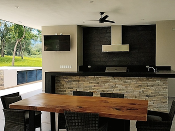QUINTA EN VENTA EN FRACCIONAMIENTO PRIVADO VISTAENCINOS, MONTEMORELOS NL