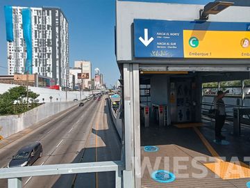Venta Departamento en Balconcillo/Vía Expresa - La Victoria, a minutos de Centros comerciales, Colegios, Metropolitano, 2 Dorm / 2 Baños / +10 áreas c