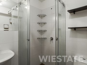Venta Departamento en Balconcillo/Vía Expresa - La Victoria, a minutos de Centros comerciales, Colegios, Metropolitano, 2 Dorm / 2 Baños / +10 áreas c