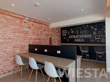 Venta Departamento en Balconcillo/Vía Expresa - La Victoria, a minutos de Centros comerciales, Colegios, Metropolitano, 2 Dorm / 2 Baños / +10 áreas c